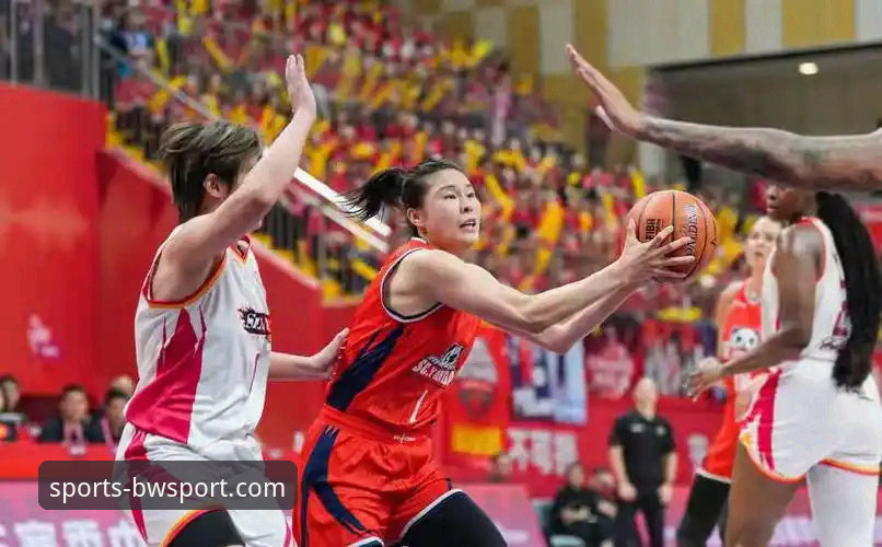 四川女篮总决赛G1大胜创纪录：三外援体系与防守强度的全面解析